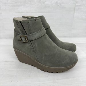 Skechers Day Date Women 9 Parallel Wedge Ankle Boots Bootie Shoes Suede Green